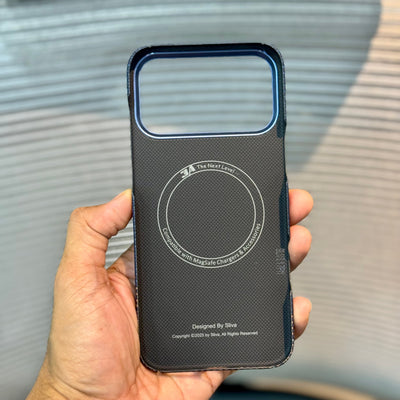 SlimWeave Carbon MagSafe iPhone 17 Pro Max Case