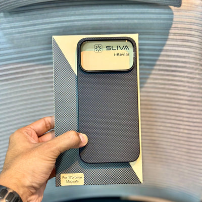 SlimWeave Carbon MagSafe iPhone 17 Pro Case