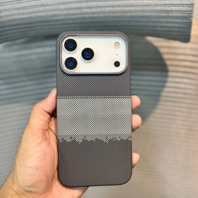 FibreLux Wave MagSafe iPhone 17 Pro Max Case