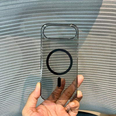 PureMag Anti-Yellow iPhone 17 Case