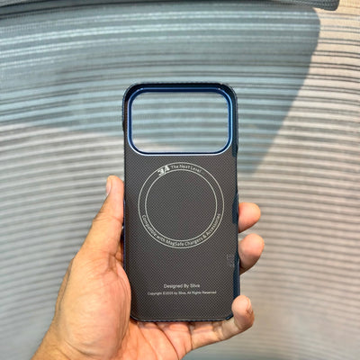 SlimWeave Carbon MagSafe iPhone 17 Pro Case